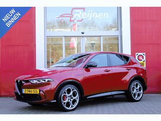 Alfa Romeo Tonale 1.5T 160PK HYbrid VELOCE | LEDEREN BEKLEDING | VOORSTOELEN / STUUR VERWARMD | VOORSTOELEN GEVENTILEERD | VOORSTOELEN ELEKTRISCH VERSTELBAAR MET GEHEUGEN FUNCTIE |  HARMAN CARDON PREMIUM AUDIO | DRAADLOOS APPLE CARPLAY / ANDROID AUTO | 360° CAMERA | AUTOMATISCH DIMMENDE BUITENSPIEGELS | 20"INCH LICHTMETALEN VELGEN | ADAPTIVE CRUISE CONTROL | KEYLESS ENTRY / START | ELEKTRISCH BEDIENBARE ACHTERKLEP | DRAADLOZE TELEFOONLADER | AMBIENT LIGHTING | DONKERE HEMELBEKLEDING | SCHAKELFLIPPERS AAN HET STUUR | VERWARMDE RUITENSPROEIERS |