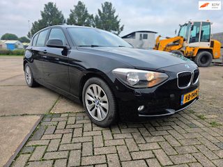 BMW 118D 5-Deurs/2e Eig/Airco/Groot scherm/LM Velgen