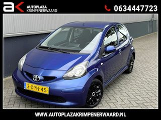 Toyota Aygo 1.0-12V + NAP Carplay Nieuwe apk airco