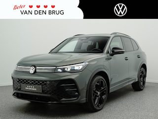 Volkswagen Tiguan R-Line Edition 1.5 eHybrid 204 PK | Lederen bekleding | Harman & Kardon | Trekhaak |