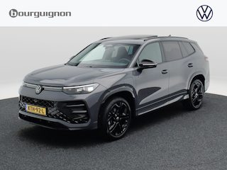 Volkswagen Tayron 1.5 eHybrid R-Line Edition | Trekhaak | Panoramadak | Black Style | Head-up Display |