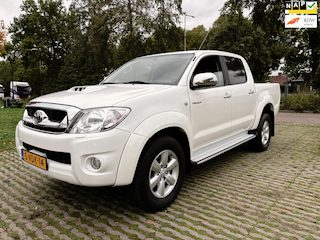 Toyota Hilux 3.0 D-4D SR DC - 4x4 - climatronic - goed onderhouden