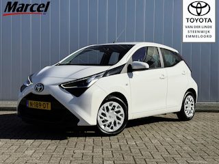 Toyota Aygo 1.0 VVT-i x-play NL Auto Dealer Onderhouden Carplay Camera