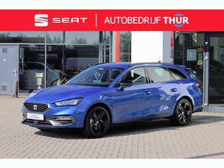 Seat Leon Sportstourer 1.5 TSI e-Hybrid FR Business 204PK / 150kW, Achteruitrijcamera, 3-zone Climatronic, Apple Carplay & Android Auto, dodehoeksensor, adaptive cruise control, grootlichtassistent, keyless start, volledig digitaal instrumentenpaneel (Virtual Cockpit), black pack (18'' LMV zwart, spiegelkappen. achterspoiler & sideskirts uitgevoerd in zwart), parkeersensoren voor & achter (pdc)