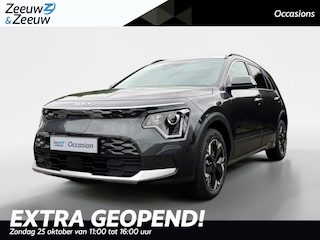 Kia Niro Limited Edition 64.8 kWh | Navigatie | Cruise control | Stoel + Stuur verwarming | Parkeer sensoren voor + achter | Parkeer camera