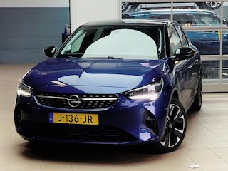 Opel Corsa Elegance 50 kWh | e-Launch Edition | Winter Pakket | Adaptieve Matrix LED | Camera | Dodehoek sensoren | Apple Carplay / Android-auto