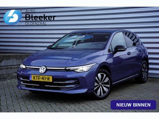 Volkswagen Golf 1.5 TSI Life Ecc Acc Navi Carplay Trekhaak LED