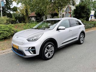 Kia Niro e-Niro ExecutiveLine 64 kWh 204PK SOH 93% Leder•JBL