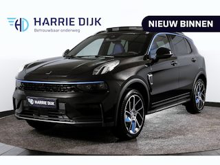 Lynk & Co 01 1.5 PHEV 261PK MY23 | Donkere hemel | 360 Camera | 7.4 kWh Boordlader | S/K-panodak | Adapt. Cruise | Memory | Elek. klep | LM 20" | 4143