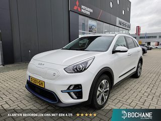 Kia Niro e-Niro ComfortLine 64 kWh | SoH 95,6% | Camera | Navigatie | Stoel en stuurverwarming |