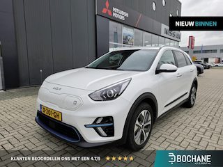 Kia Niro e-Niro ComfortLine 64 kWh | SoH 95,6% | Camera | Navigatie | Stoel en stuurverwarming |