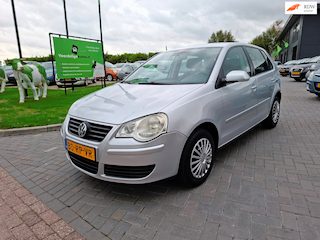 Volkswagen Polo 1.4-16V Turijn / Zeer nette auto / APK juni 2027