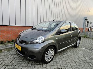 Toyota Aygo 1.0-12V Aspiration Green