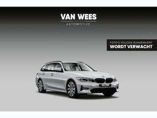 BMW 3-serie Touring 318i Business Edition | Sport Line | 2e eigenaar | Dealer onderhouden | Active Guard Plus | Connectedpackage Professional | Cruise control | DAB | Trekhaak | LED
