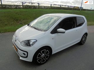 Volkswagen Up Up 1.0 benzine 3 deurs airco navigatie lmv 133.000km