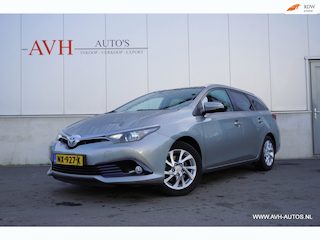 Toyota Auris Touring Sports 1.8 Hybrid Lease