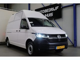 Volkswagen Transporter 2.0 TDI L2H2 30 - Airco, Cruise, PDC, Carplay, Inrichting, Imperiaal, Standkachel, Trekhaak.