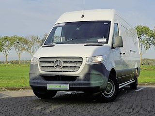 Mercedes-Benz Sprinter 317