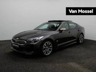 Kia Stinger 2.0 T-GDI GT-Line | 255 PK | Sportstuur | Stoelverwarming voor & achter | Elektrische stoelen |