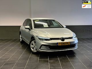 Volkswagen Golf 1.0 eTSI Life Business Automaat , Dealerauto