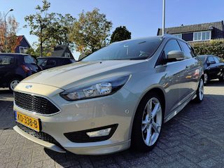 Ford Focus Wagon 1.0 Titanium 125pk,Apk 29/7/27,Clima,Cruise,Navi,Trekhaak