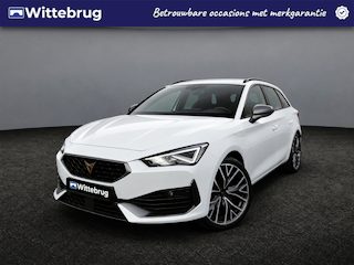 Cupra Leon 1.4 e-Hybrid 245pk Performance DSG Automaat / Panorama schuifk dak / Navigatie high / Camera / Park Assist / LM 19 inch / Elektr A.klep