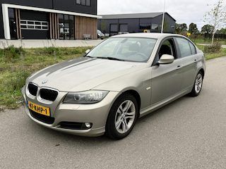 BMW 318I Zeer Netjes - Motorschade - Navi - Xenon - Trekhaak