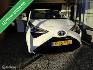 Toyota Aygo 1.0 VVT-i x-play