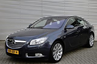 Opel Insignia 1.6 TURBO EXECUTIVE / 19 LMV / TREKHAAK / XENON /