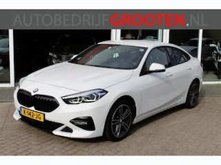 BMW 218i Executive Edition//Stoelverwarming//LED//Carplay!!