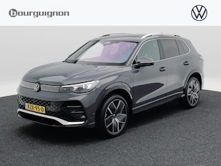 Volkswagen Tiguan 1.5 eHybrid R-Line | Trekhaak | Panoramadak | 360 Camera | Head-Up Display |