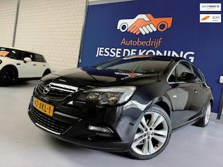 Opel Astra 1.4 Turbo Sport / bj.2012 / kleur: zwart / 5 deurs / navigatie / climate / cruise /NAP met 166990 km./ APK tot 10/2027.