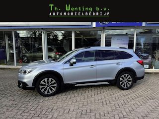 Subaru Outback 2.5i Premium | Trekhaak afneembaar | Navigatie | schuif/kanteldak | Lederen bekleding | Stoelen met geheugen | 2000 kg trekgewicht |