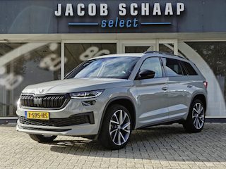 Skoda Kodiaq 1.5 TSI Sportline Business / Automaat / Pano / Sensoren / Trekhaak (1.800KG) / Camera /