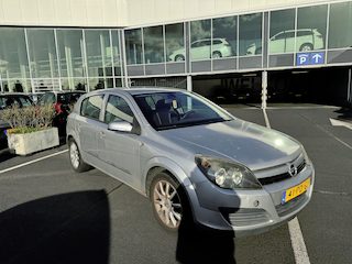 Opel Astra 1.6 Essentia