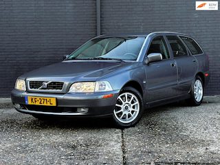 Volvo V40 1.6 Europa Prestige TREKHAAK|LEDER|AIRCO|ELEK RAMEN|NWE APK