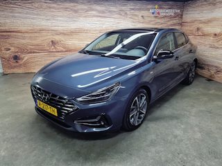 Hyundai i30 1.5 T-GDI 48V 160pk Aut Premium Sky Full Options All-in prijs + 12 mnd garantie!