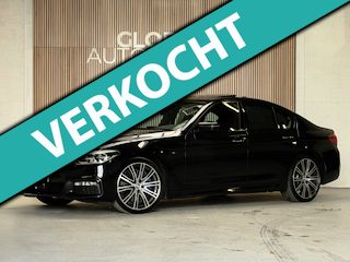 BMW 540i High Executive - M PAKKET - ACHTERWIEL AANGEDREVEN - SCHUIFDAK - M STOELEN - HARMAN KARDON