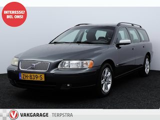 Volvo V70 2.4 Summum/ 5-Cilinder/ 16''LMV/ Clima/ Cruise/ Multi.LEDER.Stuur/ Elek.Pakket/ Armsteun/ Isofix/ C.V.afstand.