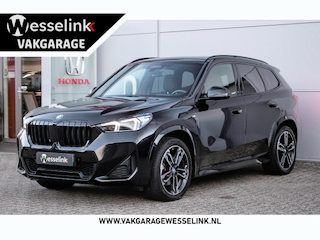 BMW X1 xDrive30e M-Sport - Memory stoel | Leder | Schuif/kanteldak | HUD
