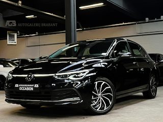 Volkswagen Golf 1.5 eTSI Style Sfeerverlichting/Carplay/Memory Seats/Camera
