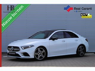 Mercedes-Benz A-klasse 180 AMG Line/Pano/Dodehoek/Sfeer/Trekhaak