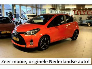 Toyota Yaris 1.5 Hybrid Orange Sport