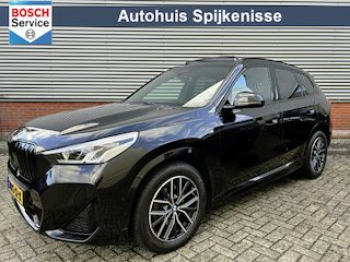 BMW X1 sDrive18i M Sport | Panoramadak | Adaptief M-onderstel | Dealer Onderhouden |