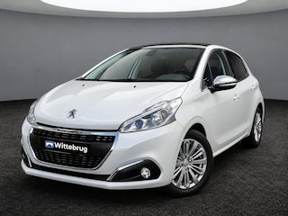 Peugeot 208 1.2 PureTech Allure stoere uitvoering met lage km stand!