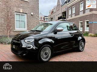 Fiat 500 France Edition 42 kWh | RIJKLAARPRIJS | SOH 96,1% | Panoramadak | Beperkte Oplage