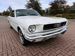 Ford Mustang HARDTOP V8 COUPE C CODE!
