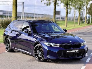 BMW 3-serie Touring 320e M-Sport Pano Laser ACC Trekhaak