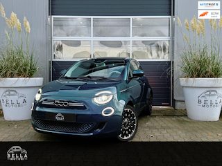Fiat 500 La Prima 42 kWh | RIJKLAARPRIJS | Topuitvoering | Panoramadak | 360° Camera | Apple CarPlay
