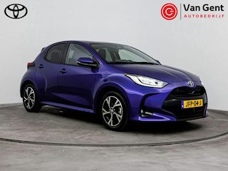 Toyota Yaris 1.5 Hybrid 115 Dynamic | Dodehoek detectie | Parkeersensoren voor/achter | Stoel-/stuurverwarming | Apple Carplay / Android Auto | Keyless | Adaptive Cruise | Clima | Camera | 16 inch